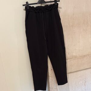 lululemon athletica Black Cropped Pants